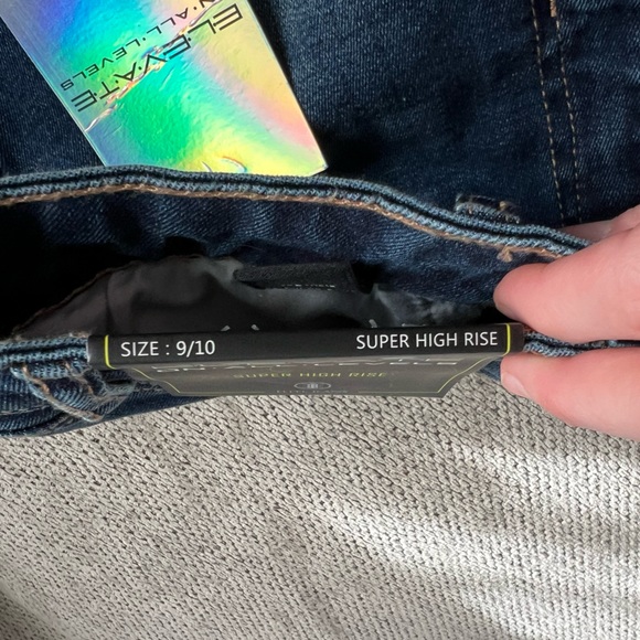 Elite Women’s Jeans Size 9/10 - Picture 6 of 8